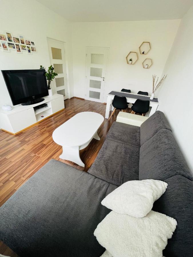 Mexy Apartment 科希策 外观 照片
